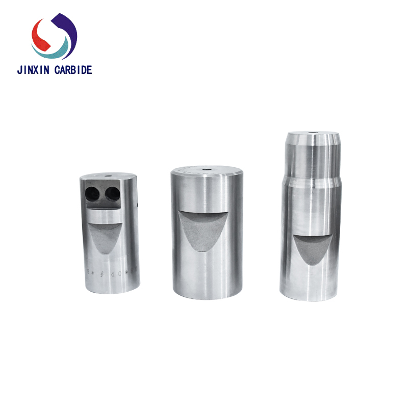 Matrice de métallurgie des poudres de formage d'acier au tungstène non standard pour machine de frappe à froid multi-stations