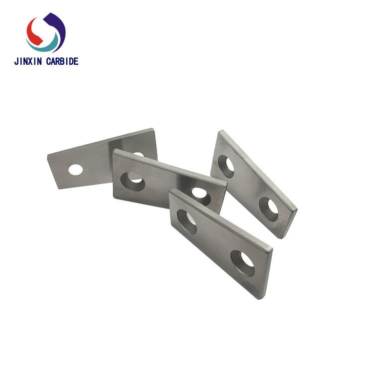 Inserts indexables de tailles personnalisées pour les fabricants de menuiserie