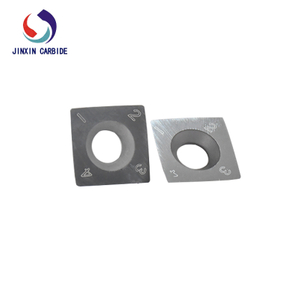 Insert de travail du bois en carbure 15*15*2.5mm-30° avec finition parfaite